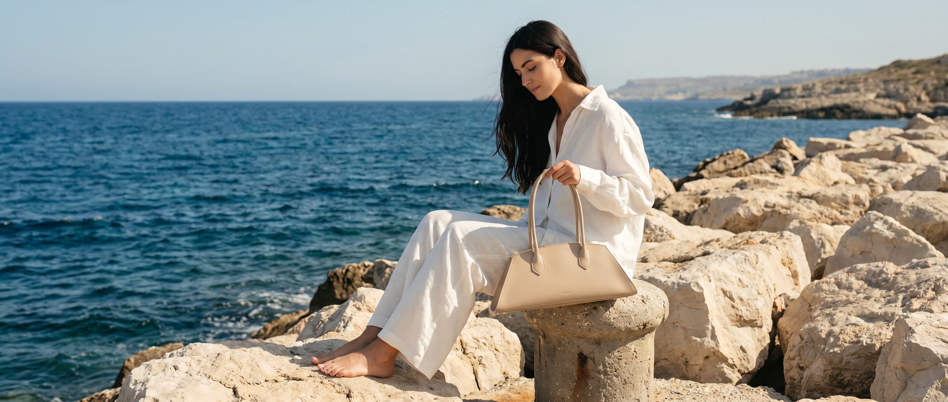 The Lungo in cream calf leather on the Mediterranean coast