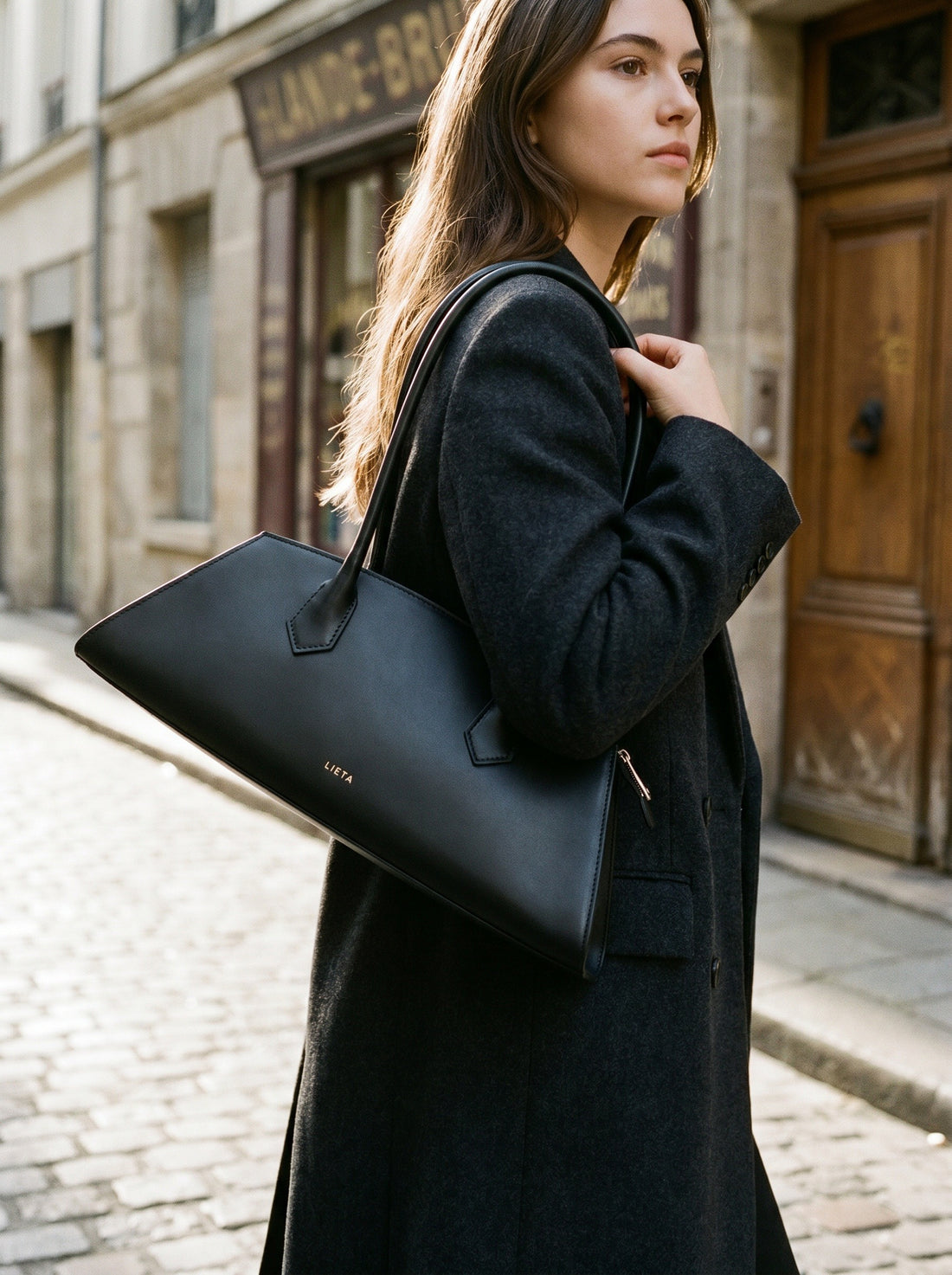 The Lungo in Black — life 01 street